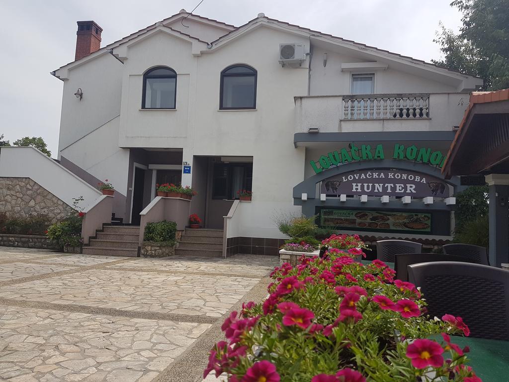 Rooms Hunter Malinska Exterior photo